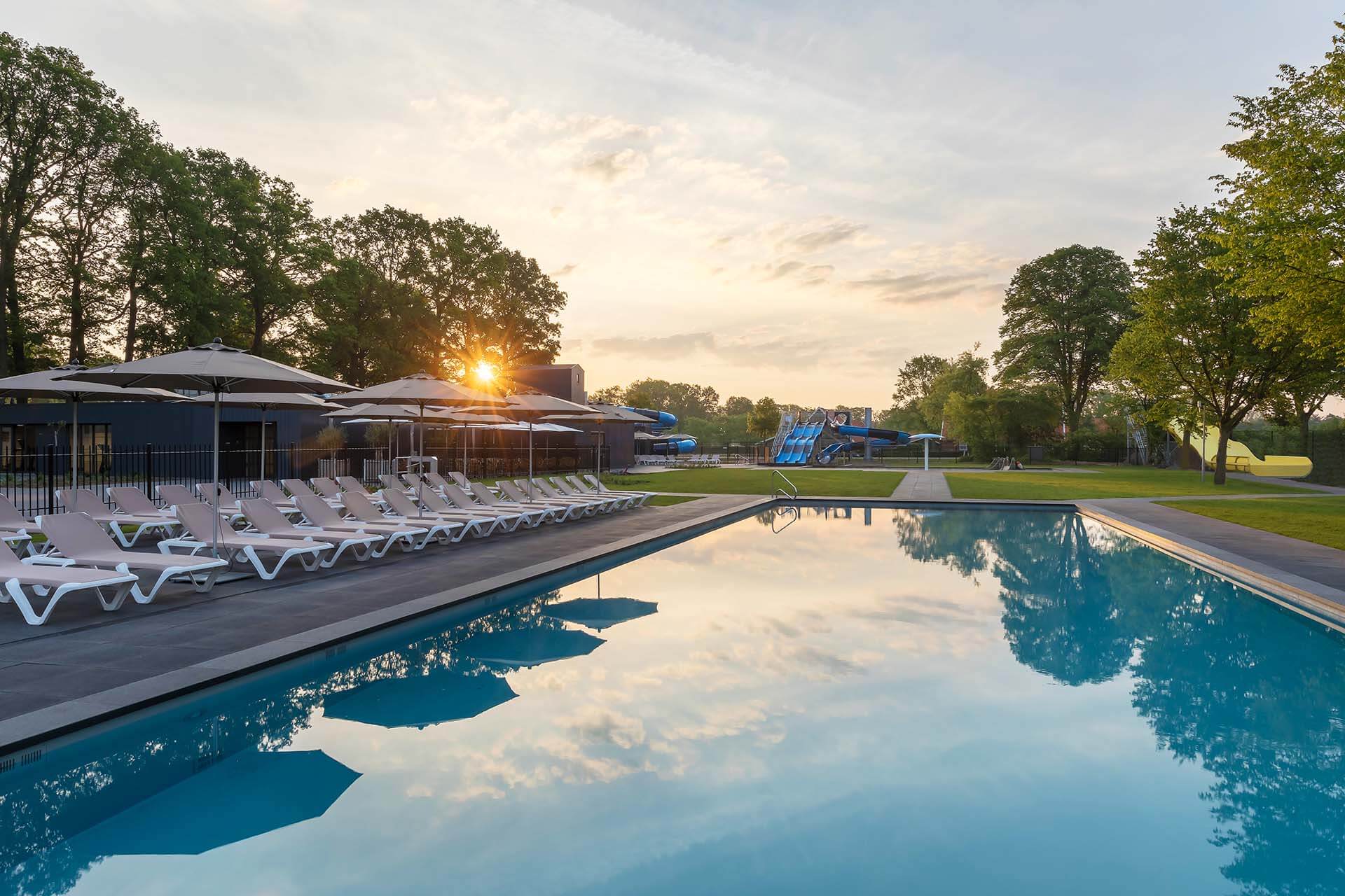 Zwembad (25)  ( niet meer gebruiken)